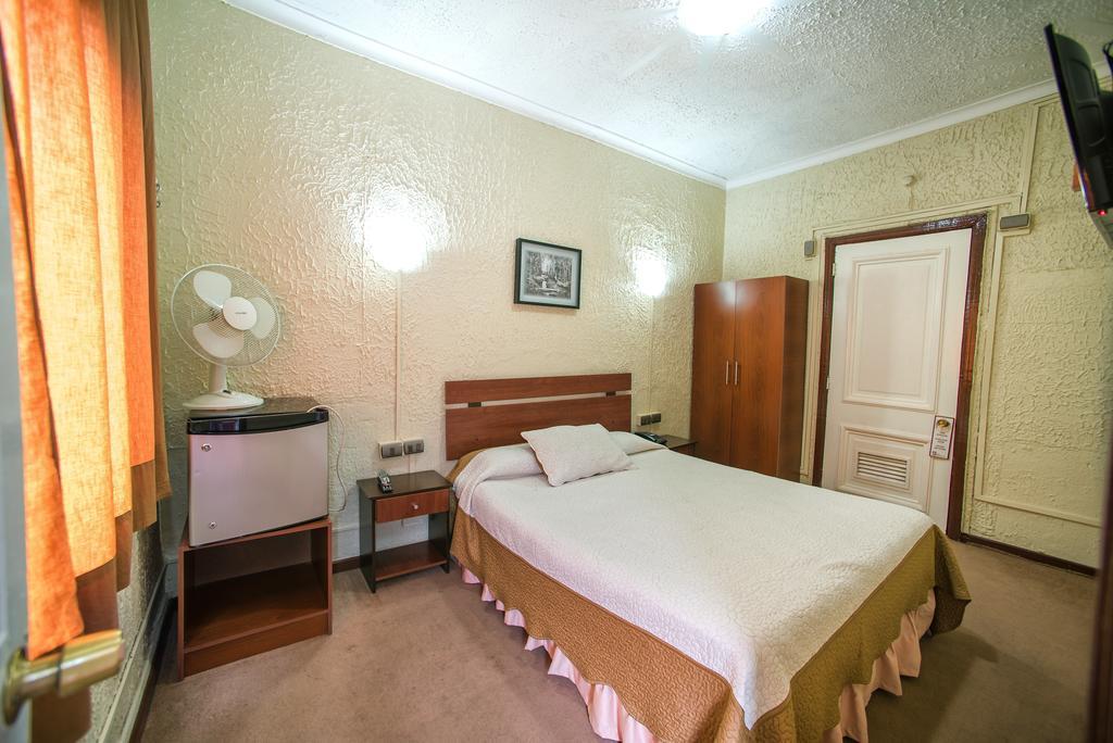סנטיאגו Hotel Sahara Inn מראה חיצוני תמונה