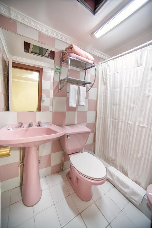 סנטיאגו Hotel Sahara Inn מראה חיצוני תמונה