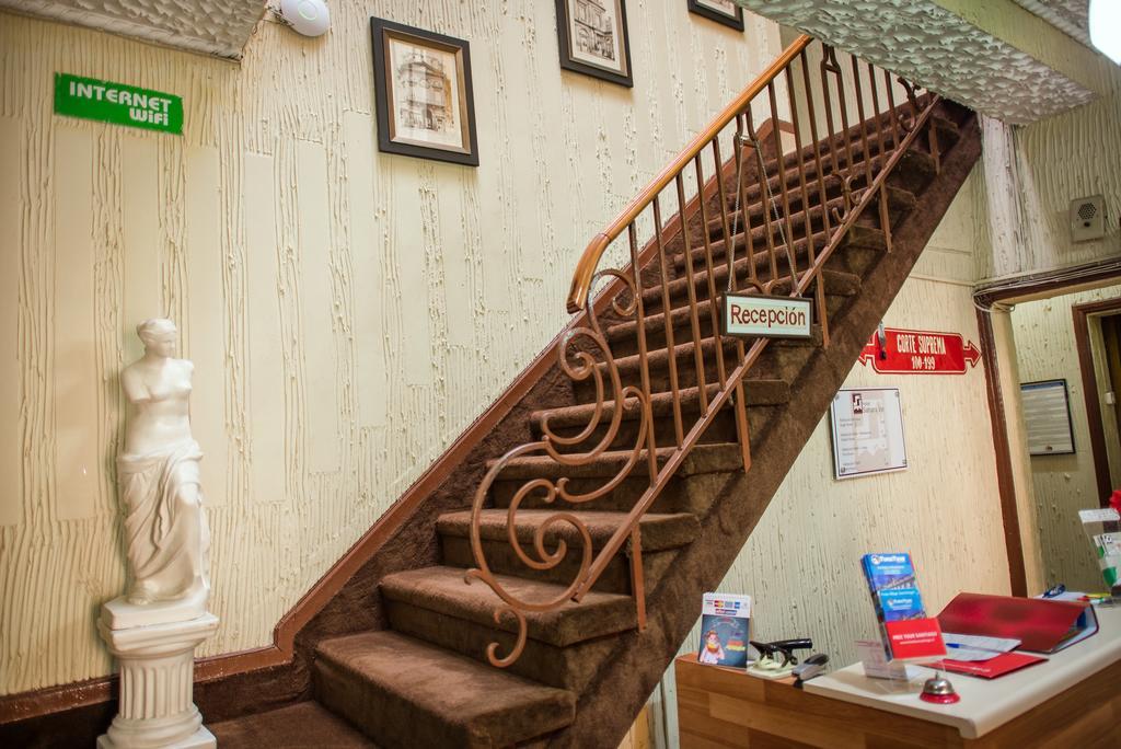 סנטיאגו Hotel Sahara Inn מראה חיצוני תמונה