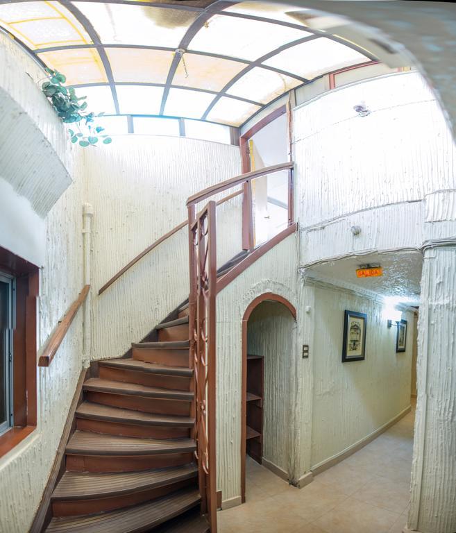 סנטיאגו Hotel Sahara Inn מראה חיצוני תמונה